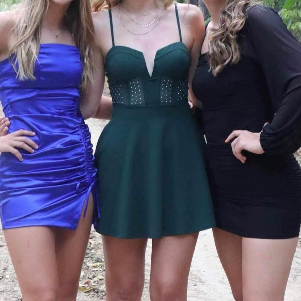 Elegant Green HOCO Dress